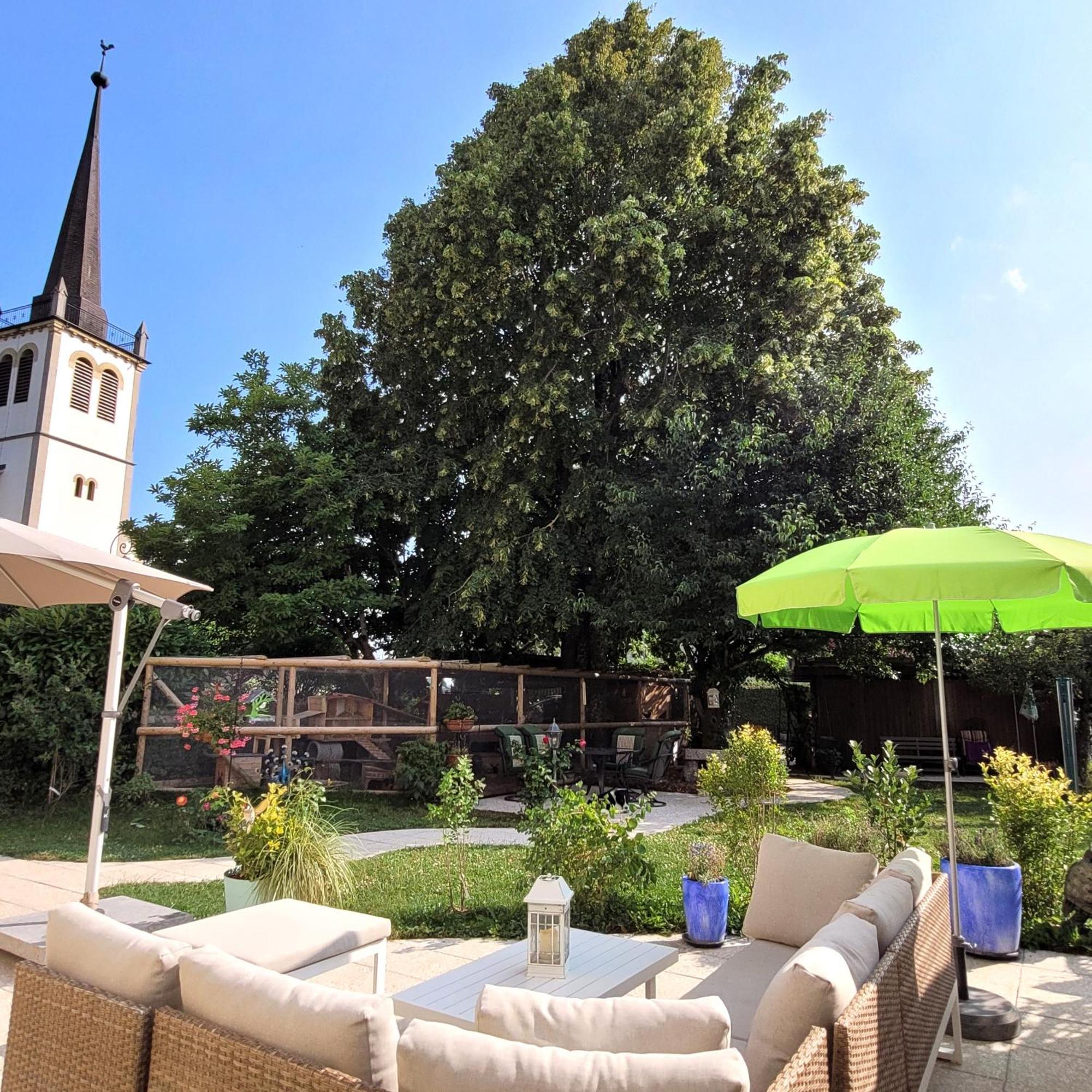 Hotel Cap Bonheur Saint-Cierges Esterno foto